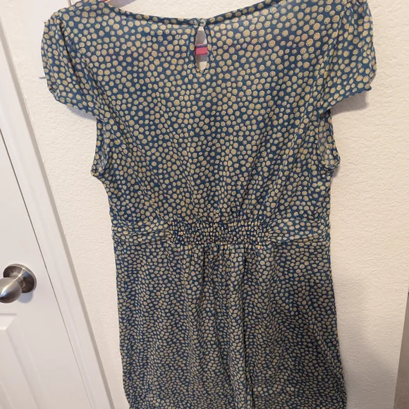 Dress - Picture 6 of 6